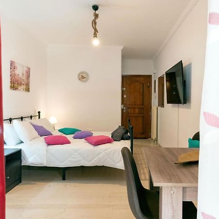 Maria'S Apartment Δίπλα Στο Νοσοκομείο Παίδων Και Στο Λαϊκό Atina Dış mekan fotoğraf